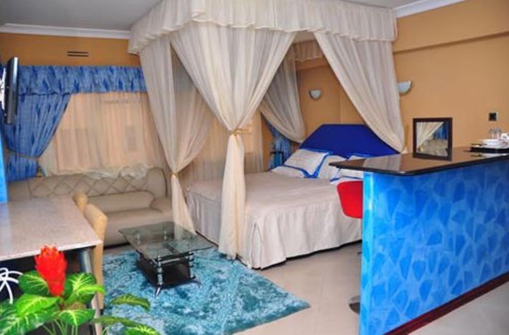 Bienvenue Delta Hotel Найроби Экстерьер фото