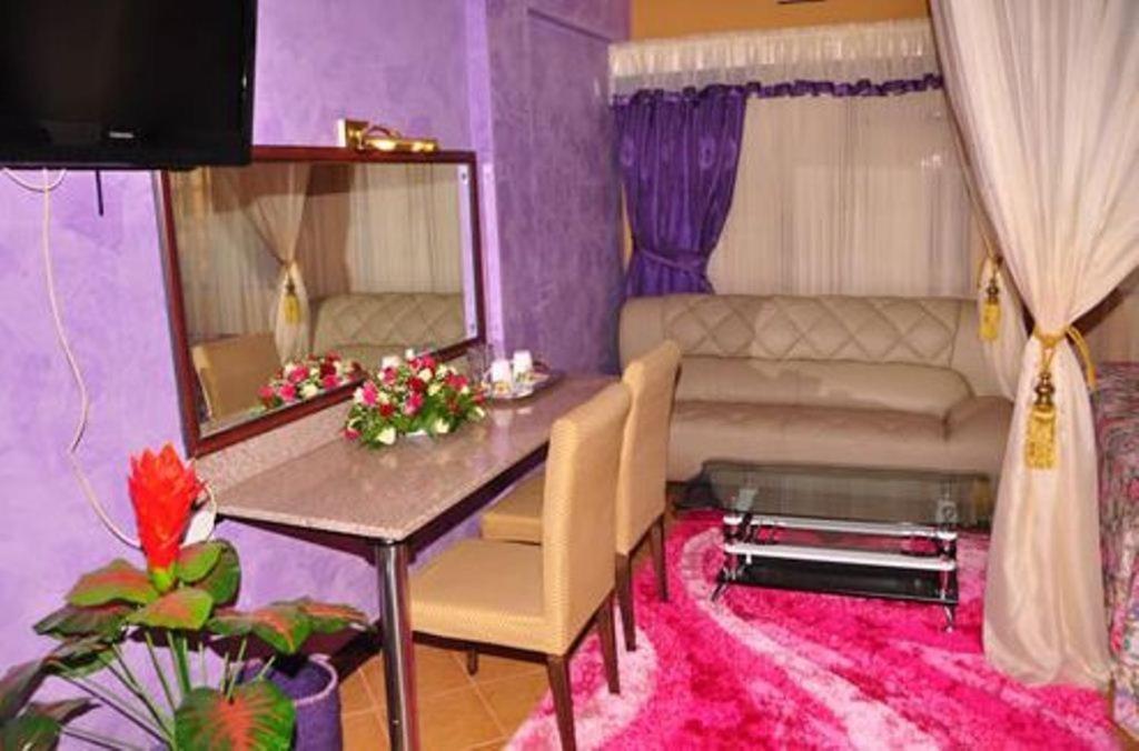 Bienvenue Delta Hotel Найроби Экстерьер фото