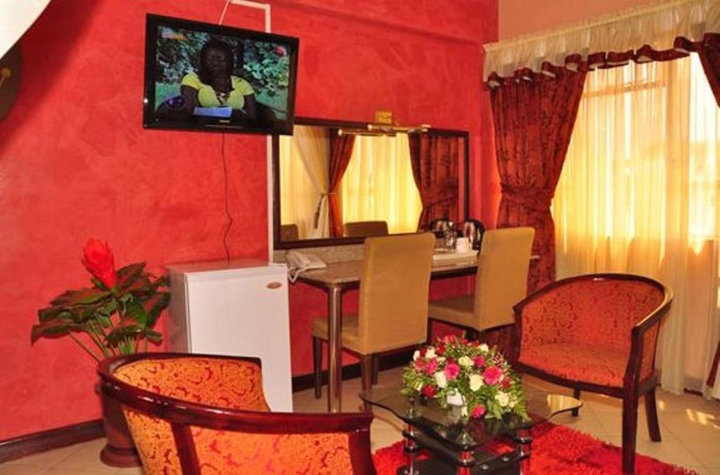 Bienvenue Delta Hotel Найроби Экстерьер фото