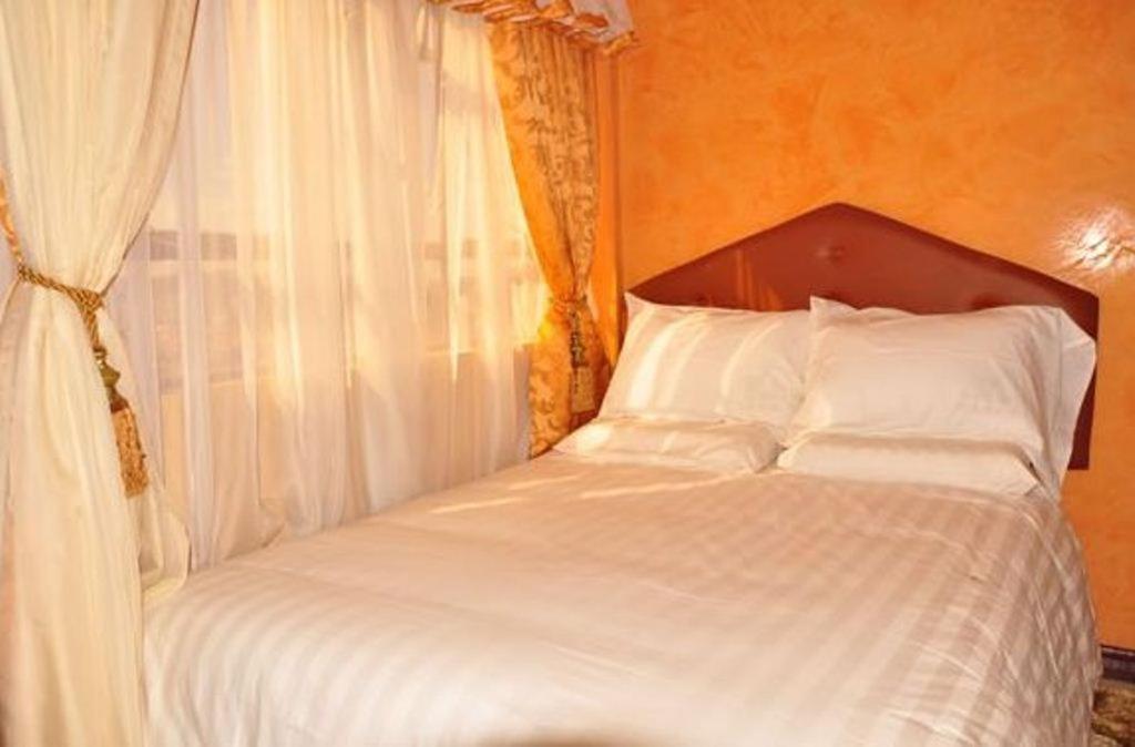 Bienvenue Delta Hotel Найроби Экстерьер фото