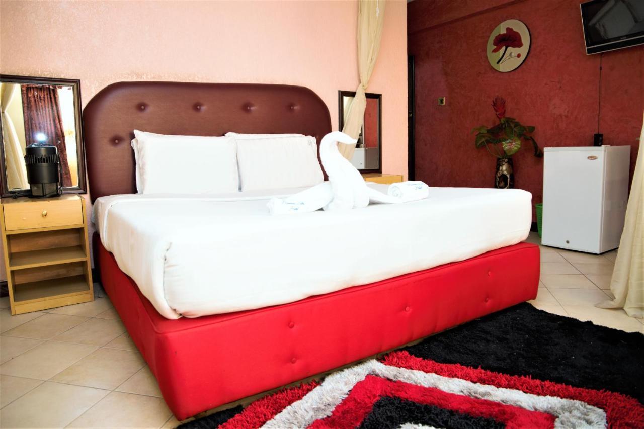 Bienvenue Delta Hotel Найроби Экстерьер фото