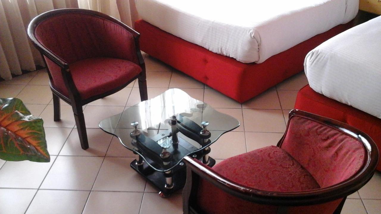 Bienvenue Delta Hotel Найроби Экстерьер фото
