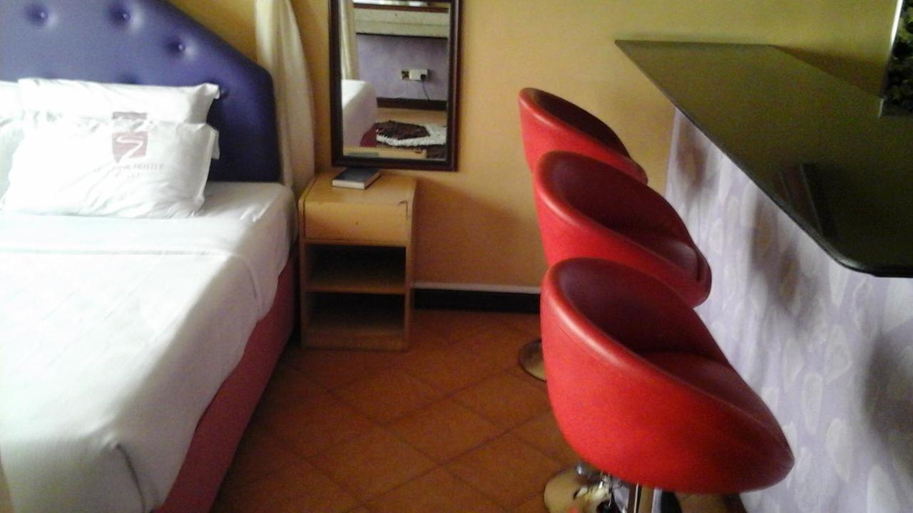 Bienvenue Delta Hotel Найроби Экстерьер фото